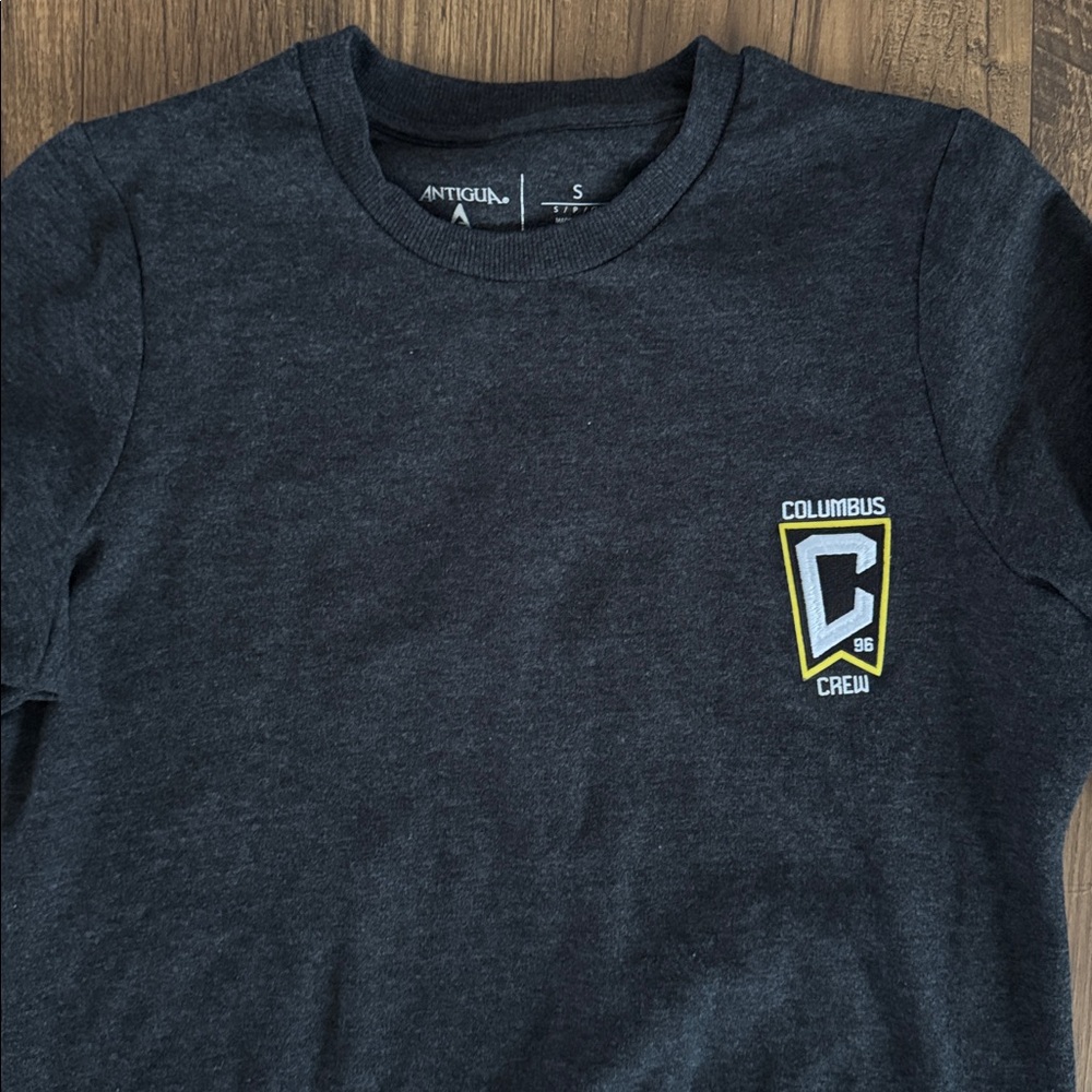 Women’s Columbus Crew Antigua crew neck sweatshirt, size small, grey - Picture 2 of 3